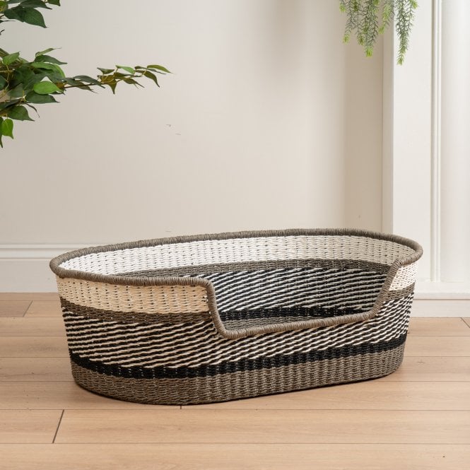 72cm Woven Wicker Cat / Dog Pet Bed Grey White Black Stripe with Mat - Medium